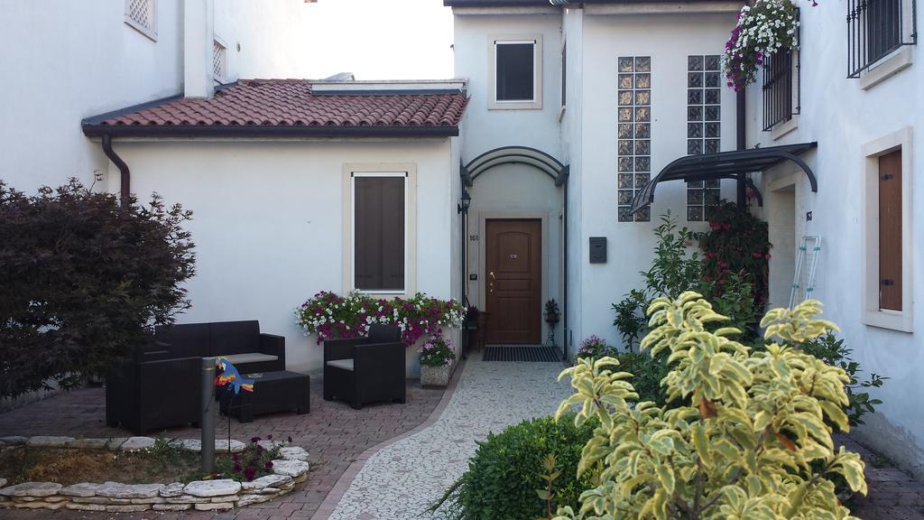 Appartamento Acero Rosso Vicenza Exterior photo